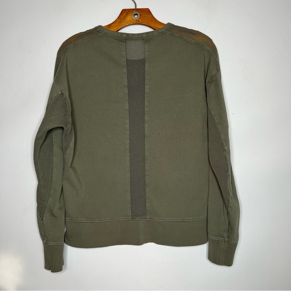 Athleta Cruise Olive Long Sleeve Mesh Sweatshirt Size M - Picture 5 of 8